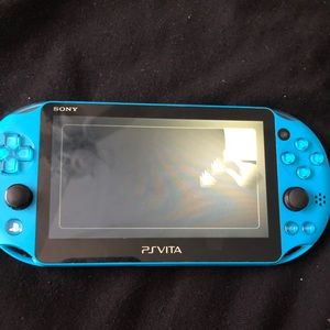 SONY Ps Vita with Injustice game